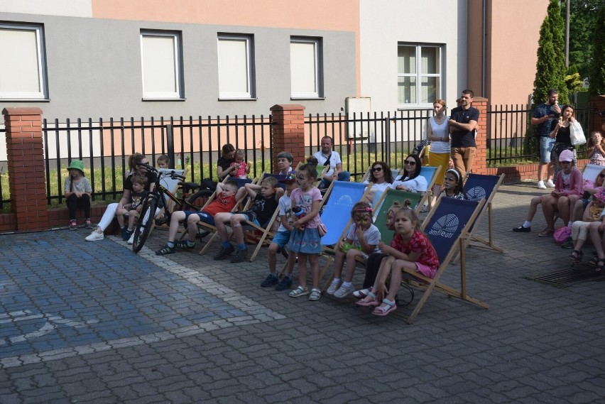 Piknik edukacyjny "Dzień dobry na kulturę!" w Amfiteatrze, w Radomiu. Na uczestników czekało wiele atrakcji. Zobacz zdjęcia