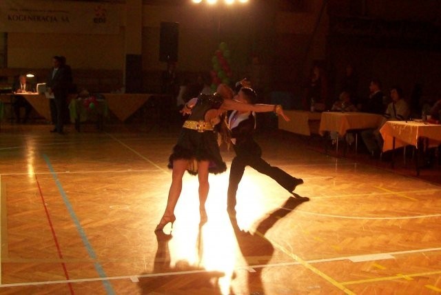 Tancerze walczyli na parkiecie w turnieju Gar Dance Cup 2011 (ZDJĘCIA)