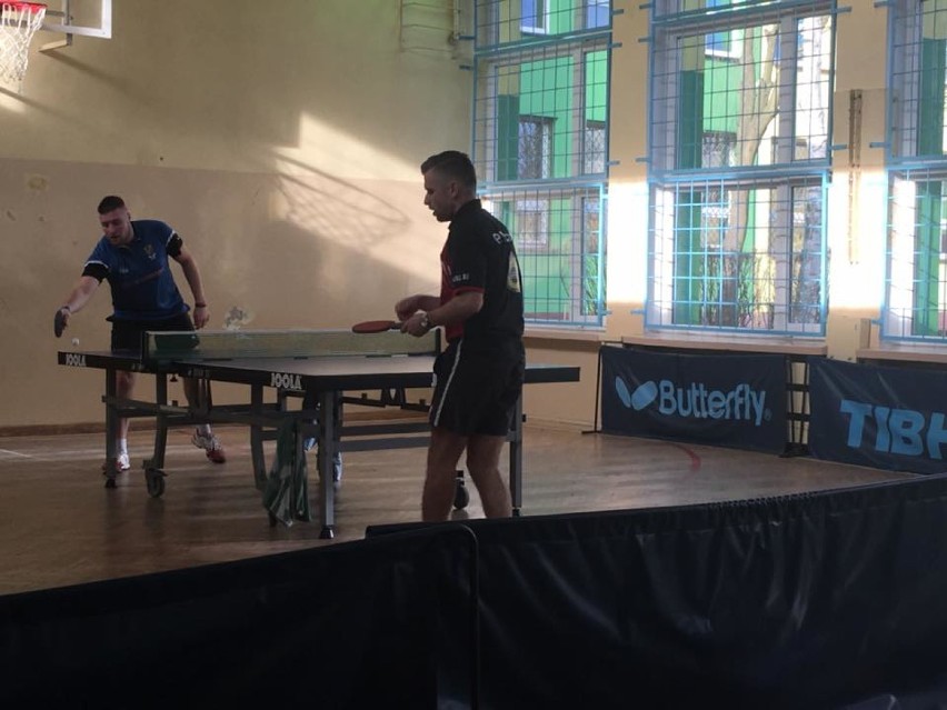 Tenis stołowy, Rumia: Pierwsza porażka w rundzie