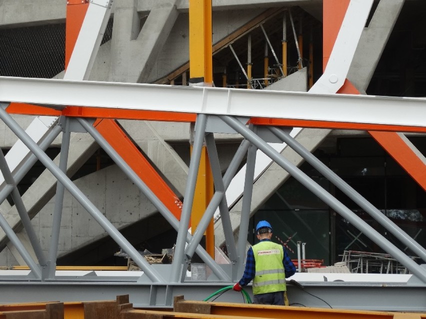 Finisz prac nad konstrukcją stadionu miejskiego