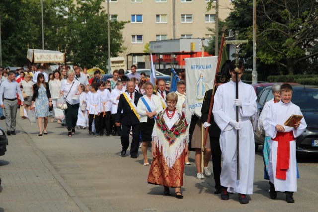 Boże Ciało w parafii pw. św. Piusa X w Rudzie Śląskiej - procesja