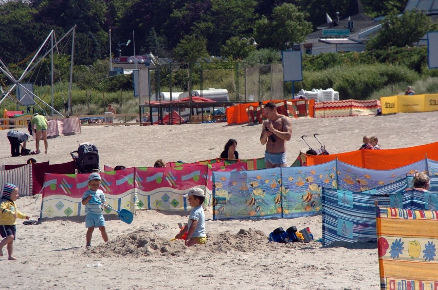 Plaża w Ustce: Wakacyjny sezon 2012 rozpoczęty [ZDJĘCIA]