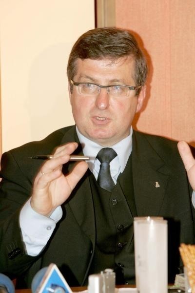 Marek Fryźlewicz wygrywa wybory w Nowym Targu