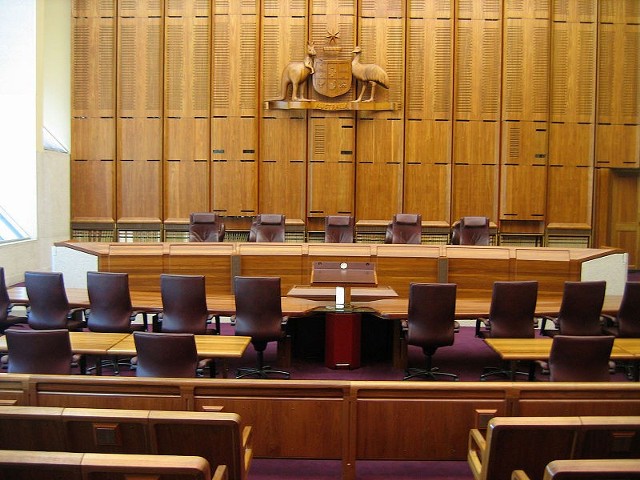 Źródło: http://commons.wikimedia.org/wiki/File:High_court_of_Australia_-_court_2.jpg