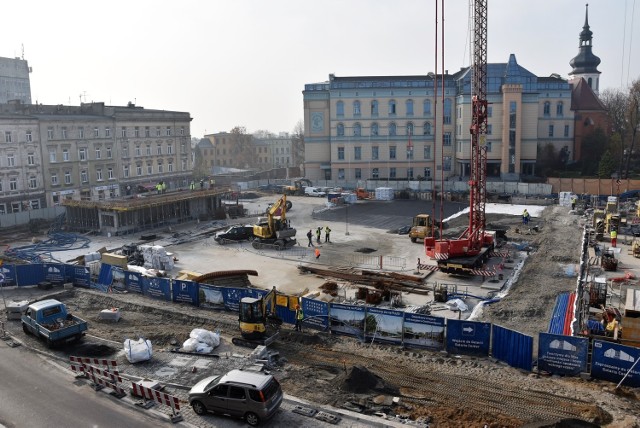 Parking pod placem Kopernika ma być otwarty w pierwszym kwartale 2019 roku, wraz z ukończeniem rozbudowy Solarisa.