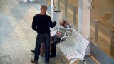 Okradł mężczyznę śpiącego na przystanku Piotrkowska-Centrum. Nagrał go monitoring