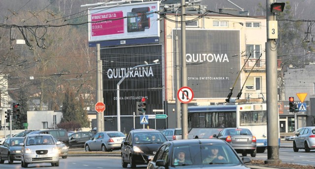 Billboardy wiszą m.in. przy skrzyżowaniu ul. Wielkopolskiej z al. Zwycięstwa w Gdyni
