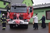 Uroczyste przekazanie i poświecenie nowego samochodu strażackiego dla Ochotniczej Straży Pożarnej KSRG Czarna Górna [ZDJĘCIA]