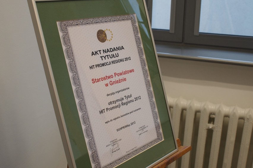 Spotkanie z laureatami konkursu w Starostwie Powiatowym w...