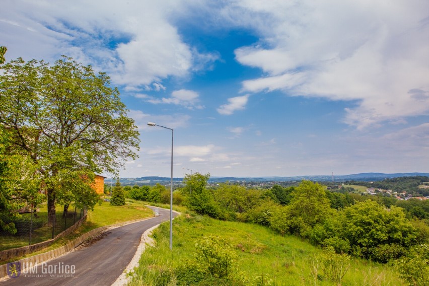 Ulica Lenartowiczów w Sokole po modernizacji a Leśna i...