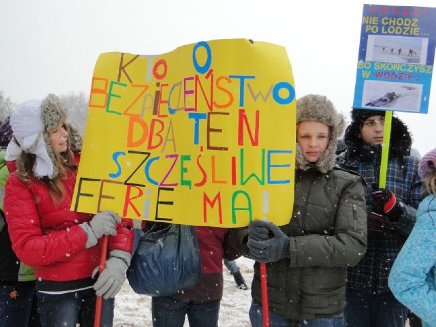 Tuż przed feriami dzieciom z poznańskich szkół przypominali...