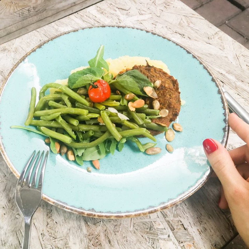 Ul Dolnych Młynów

Veganic udowadnia, że kuchnia roślinna...