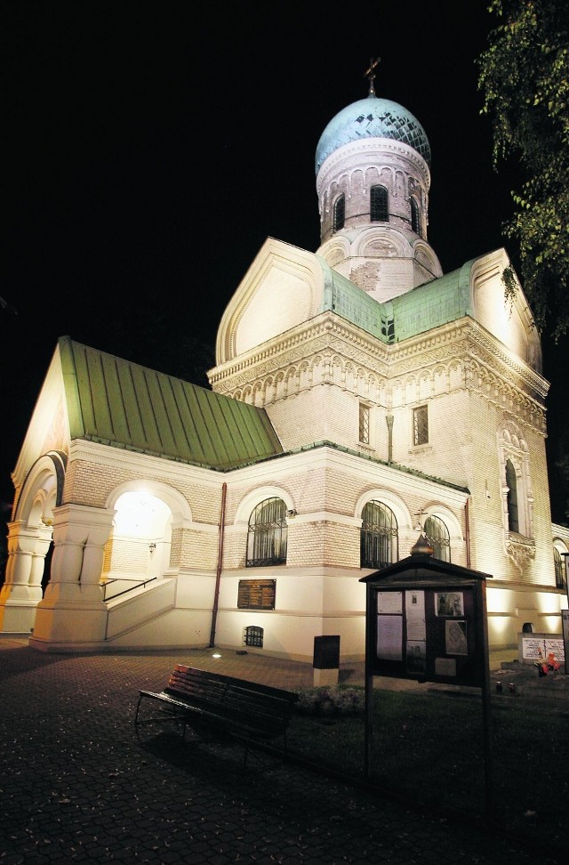 Dzięki iluminacji wolska cerkiew prezentuje się okazale