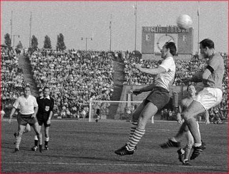 Sukcesy polskiej piłki tak naprawdę rozpoczęły się od pokonania 6 czerwca 1973 r. na Stadionie Śląskim Anglii. Fot. Zygmunt Wieczorek