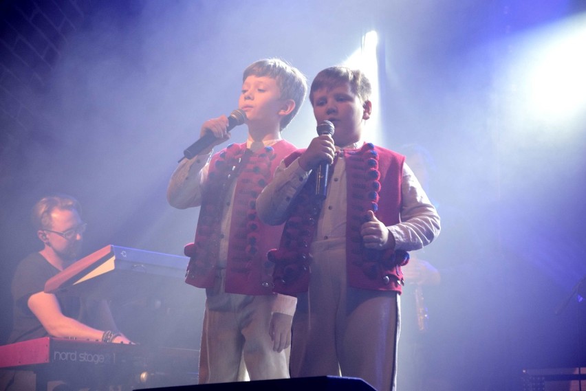 "Wiara czyni cuda" w Malborku. Koncert charytatywny Balbin i gości na rzecz 14-letniego Szymka [ZDJĘCIA]