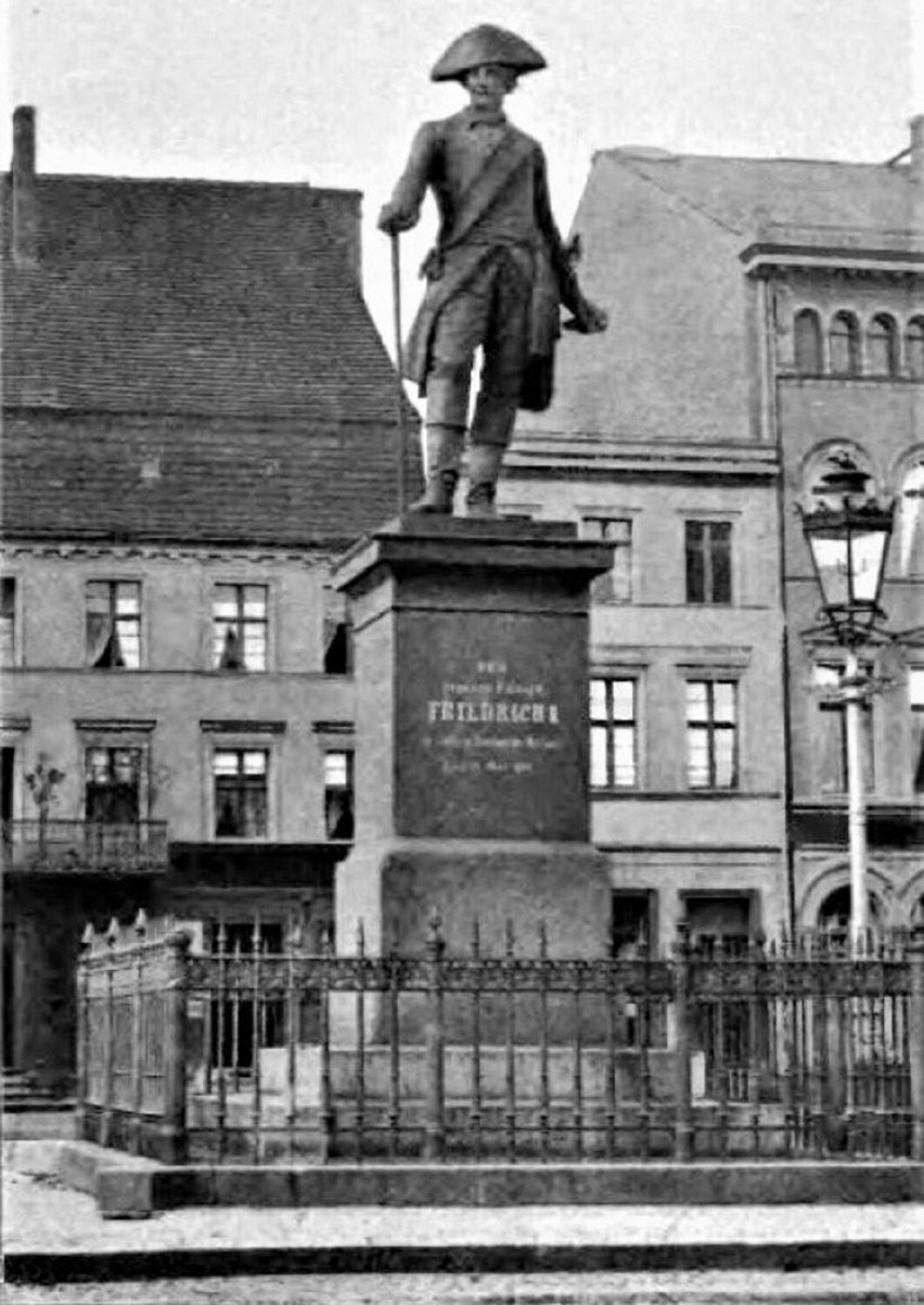 Odsłonięty w styczniu 1862 roku pomnik Fryderyka II...