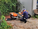 Wypadek w Bytowie. Kierowca audi zażywał amfetaminę, a motocyklista miał sądowy zakaz kierowania