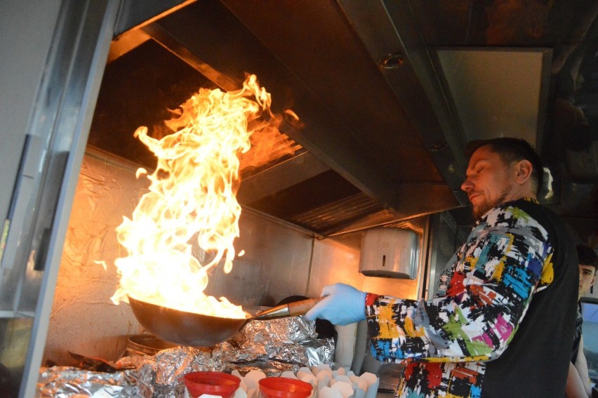 Majówka w Głogowie. Drugi dzień Festiwalu Smaków i zwiedzanie kolegiaty [ZDJĘCIA]