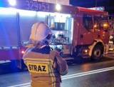 Ratowali przechodnia i strażaka biegnącego do wypadku w Słomnikach. Przypadkowi podróżni okazali się wyszkolonymi ratownikami