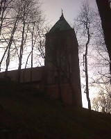 Górowo Iławeckie. Remont dachu XIV-wiecznego kościoła