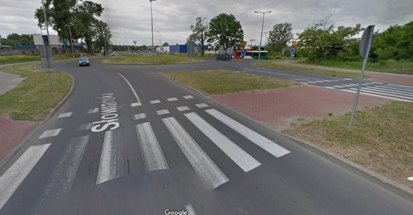 Ulica Słowiańska będzie naprawiona na odcinku około 1 km.