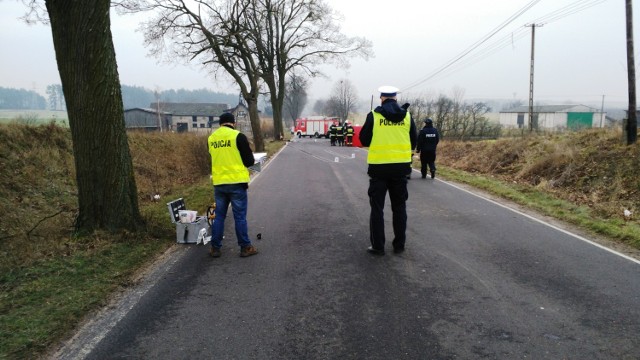 Wypadek w Grobi (14.02.2016) - zginął 26-letni kierowca