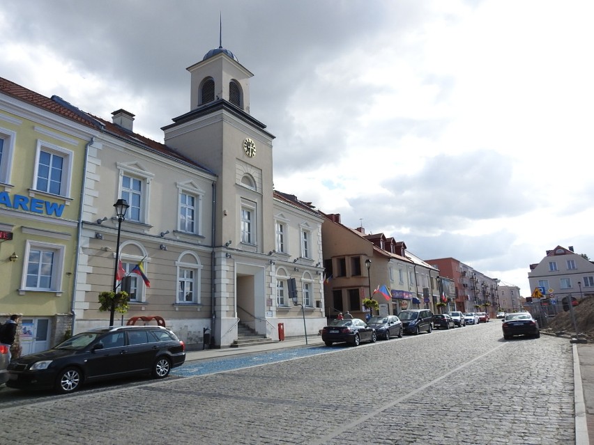 Tak zmieniło się miasto na przestrzeni kilkudziesięciu lat. Zobacz te same miejsca w Łomży dawniej i dziś