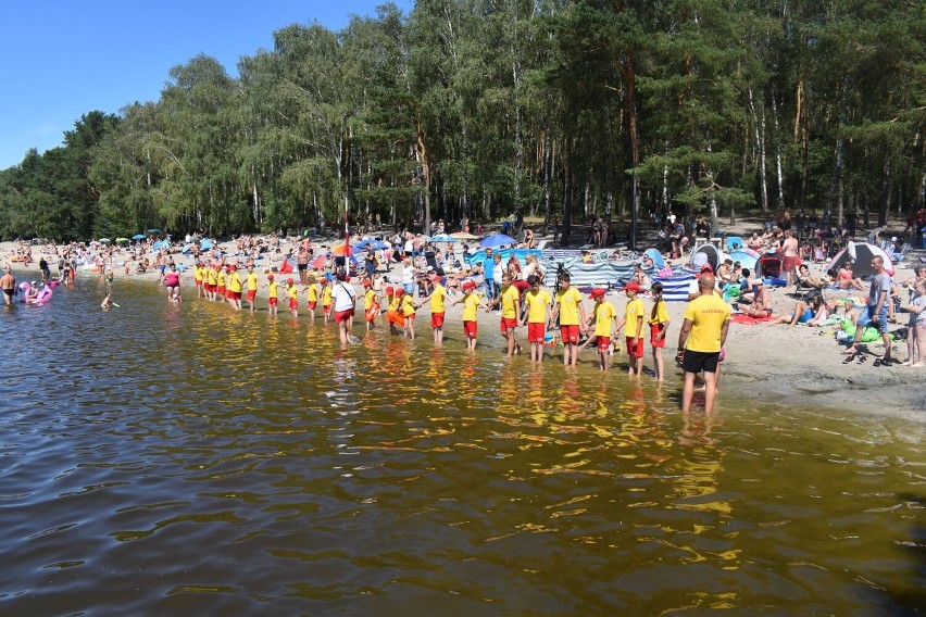 Światowy Dzień Zapobiegania Utonięciom 2022. Nad zalewem w...