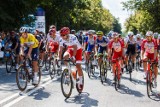 Tour de Pologne w Tarnowie. Peleton kolarski wystartował w Mościcach na etap do Bukowiny Tatrzańskiej [ZDJĘCIA]