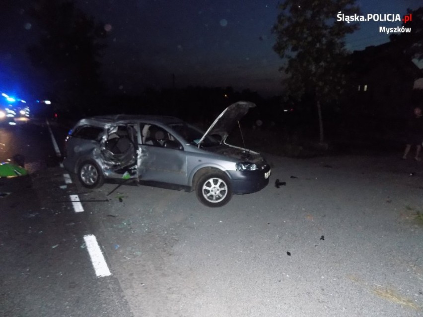Wypadek w Myszkowie. Kierowca opla astry zderzył się z motocyklistą [ZDJĘCIA]