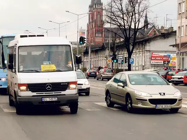 Z Pabianic do Łodzi można dojechać m.in. busem - prywatnego przewoźnika lub PKS-u.
