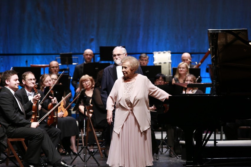 Koncert "Mojemu Rybnikowi" z udziałem Lidii Grychtołówny i Filharmonii Rybnickiej