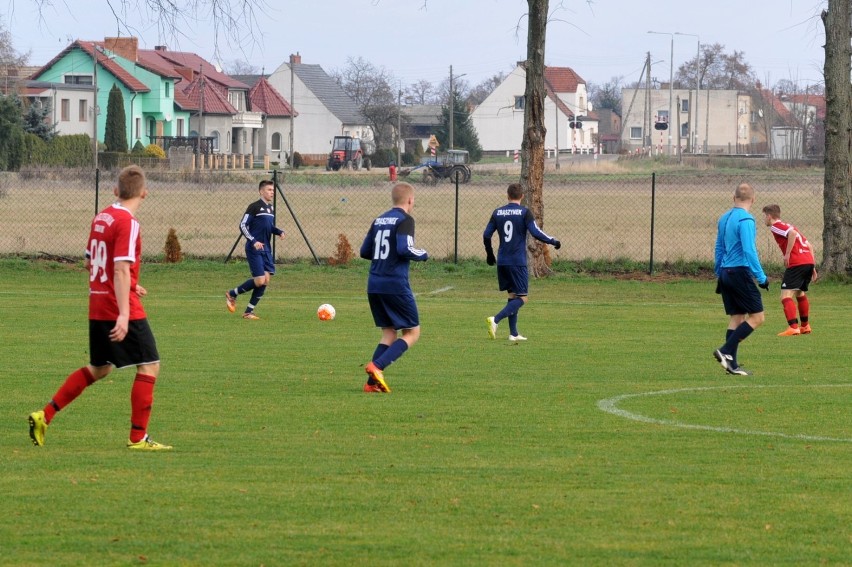 IV liga Grupa Lubuska - piłka nożna. ZAP Syrena Zbąszynek - Kasztelania Santok  6:0 (1:0)