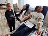 Blisko 20 litrów krwi zebrano w kościele w Moszczenicy. Honorowi dawcy licznie stawili się, by podzielić się najcenniejszym darem