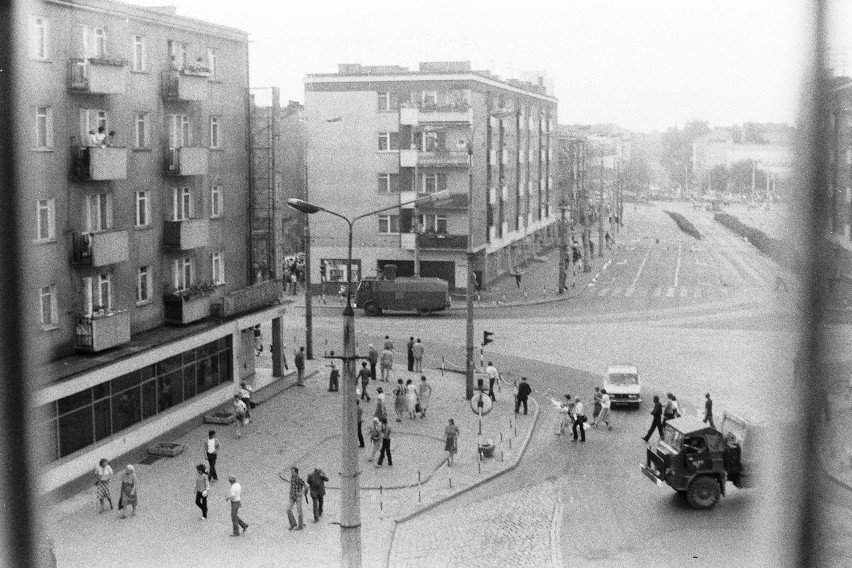 Tłumienie demonstracji 31 sierpnia 1982 roku trwało kilka...