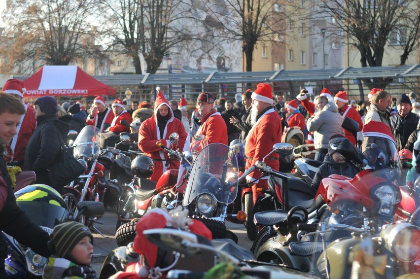 Motomikołaje przejechały ulicami Kostrzyna nad Odrą już po...