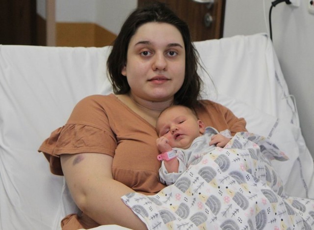 Liliana, której rodzice są mieszkańcami sąsiedniego powiatu świeckiego, jest pierwszym dzieckiem urodzonym w szpitalu w Chełmnie w 2023 roku