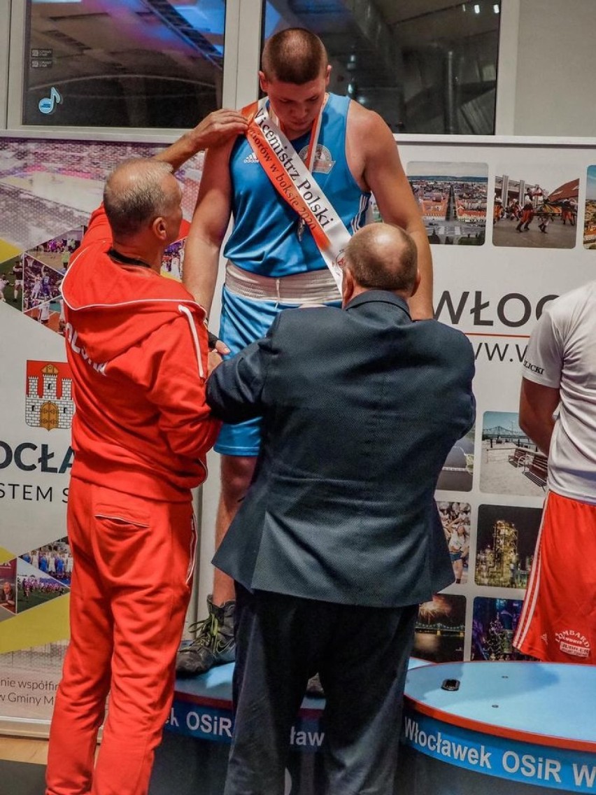 Wicemistrzostwo Polski Juniorów w boksie olimpijskim dla Jakuba Domurada [FOTO]