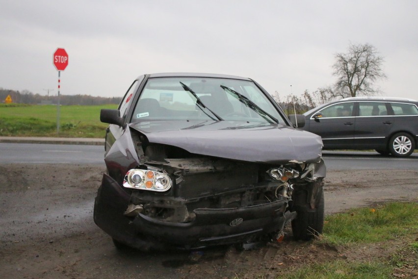 Jerzmanowa: Zderzenie na skrzyżowaniu. Opel nie ustąpił volkswagenowi