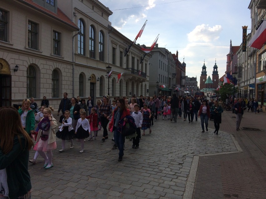 Międzynarodowy Dzień Tańca w Gnieźnie z charytatywnym akcentem [FOTO, VIDEO]