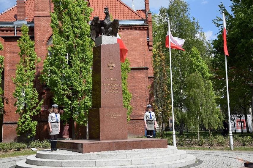 Rocznica zakończenia II wojny światowej w Chodzieży: Pod pomnikiem przemawiał współtwórca "Wolnych Sądów"