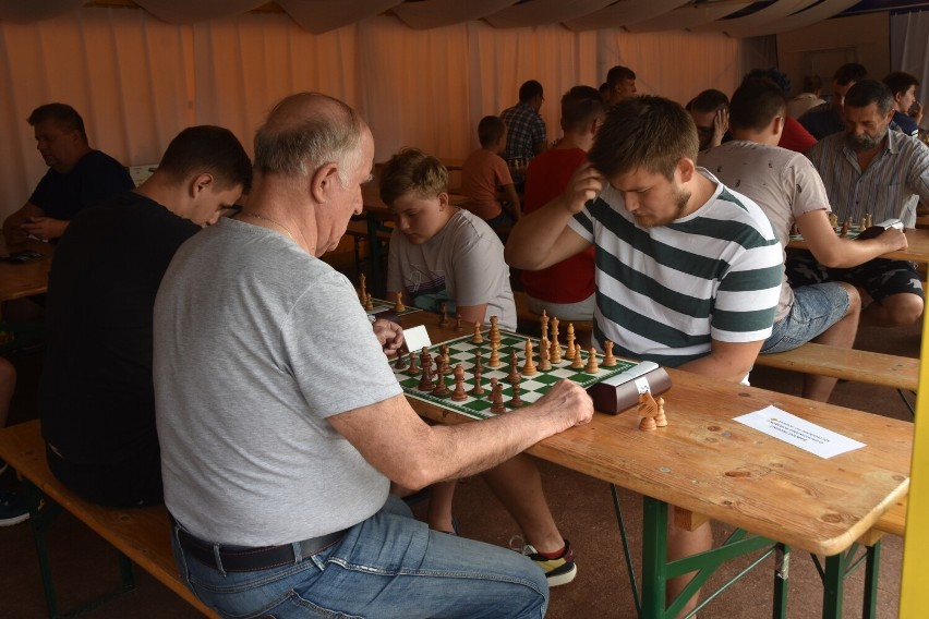 Turniej indywidualny w szachach błyskawicznych. ZCSTiR...