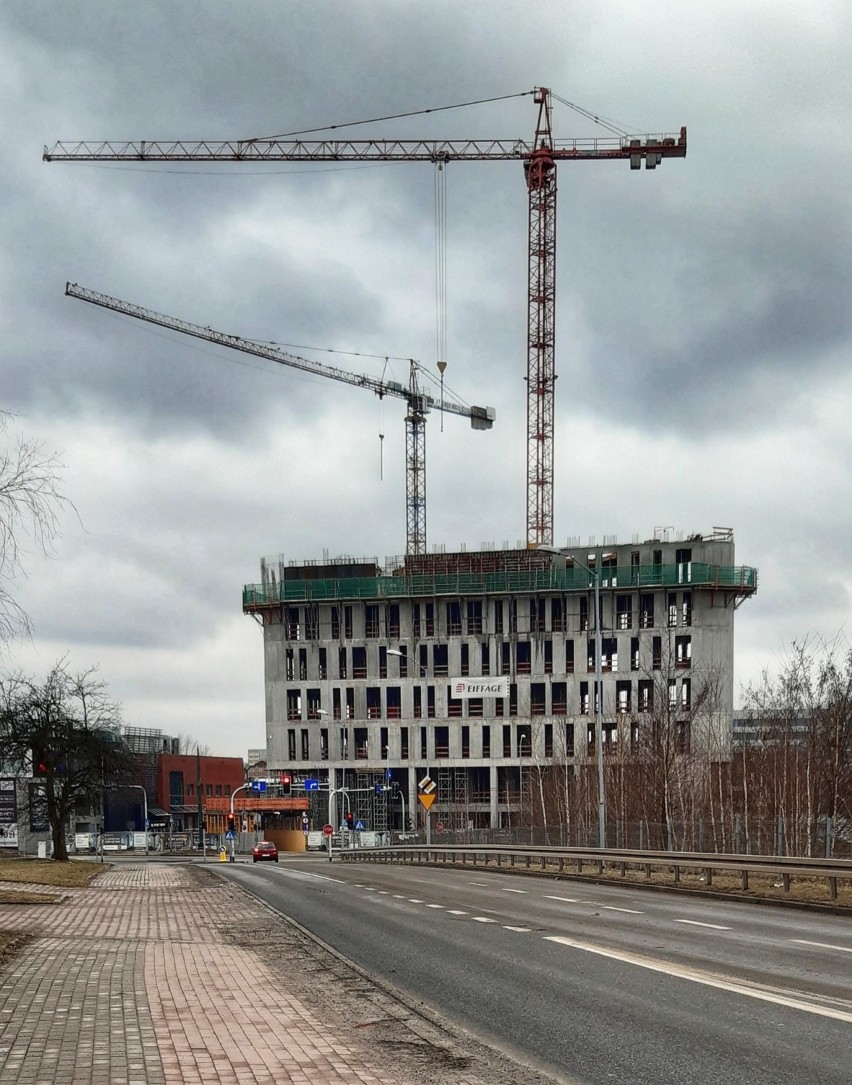 Budowa biurowca DL Tower w Katowicach