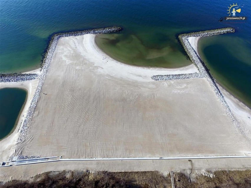 Zakaz wstępu na plażę [ZDJĘCIA] - zobaczcie jak jest w Jarosławcu, na polskim Dubaju nad Bałtykiem