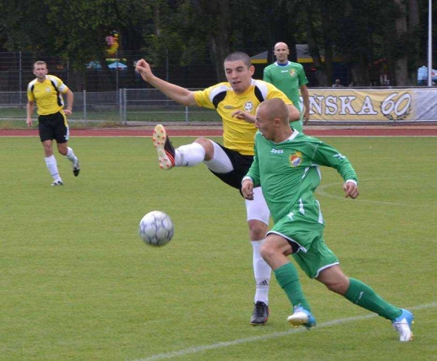 2 kolejka sezonu 2013/14 w IV lidze. Pomezania - Gryf 1:3.