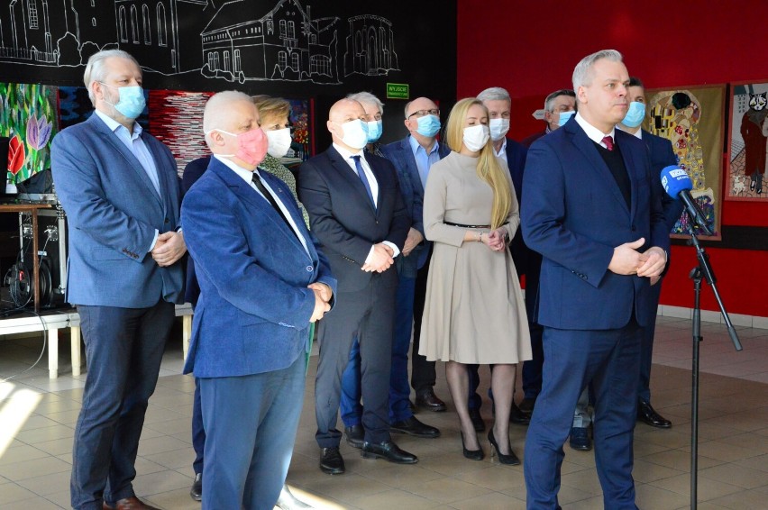 Minister Karol Rabenda spotkał się w Prabutach z przedstawicielami gmin z powiatu kwidzyńskiego, należących do Wschodniego Powiśla [ZDJĘCIA]