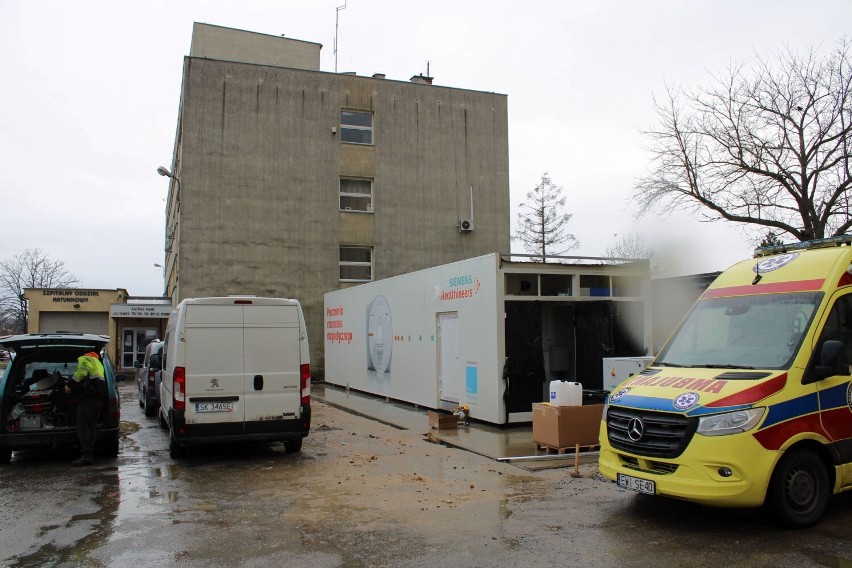 Szpital w Wieluniu dostał rezonans magnetyczny. Kończy się budowa oddziału ratunkowego ZDJĘCIA