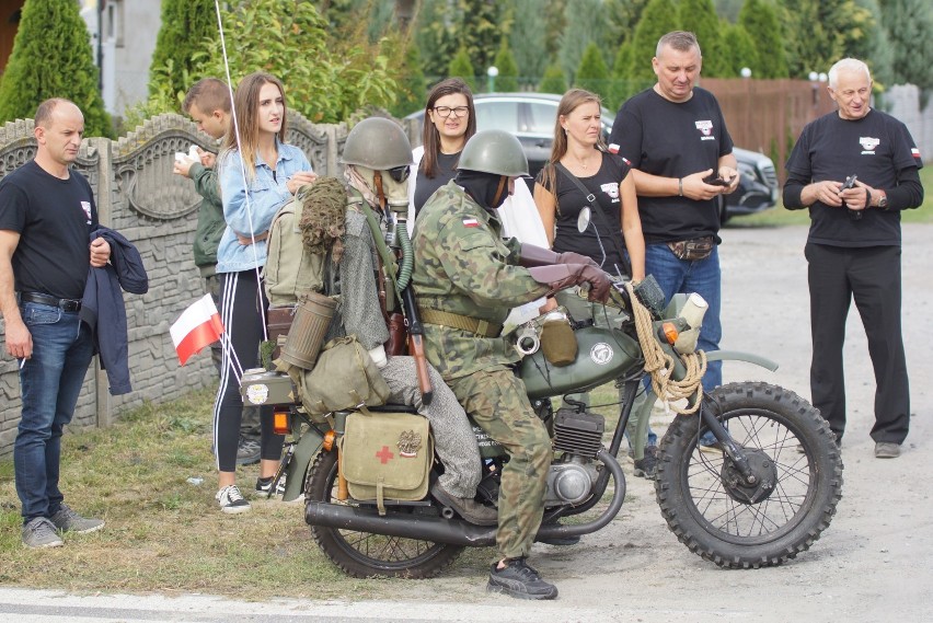 Rekonstrukcja historyczna w Morawinie