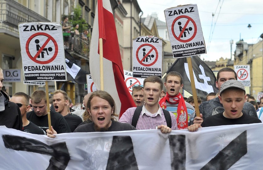 Kraków: Marsz Równości i Manifestacja w Obronie Tradycyjnej Rodziny [ZDJĘCIA]