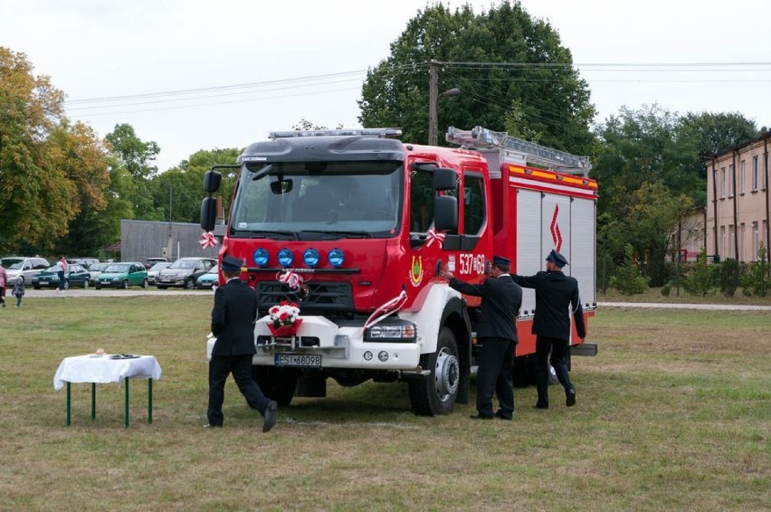 Nowy wóz strażacki o wartości ponad 800 tys. zł trafił do...